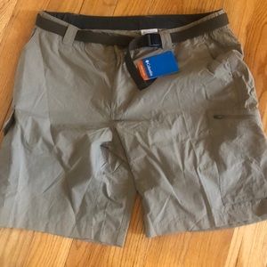 Men’s cargo shorts